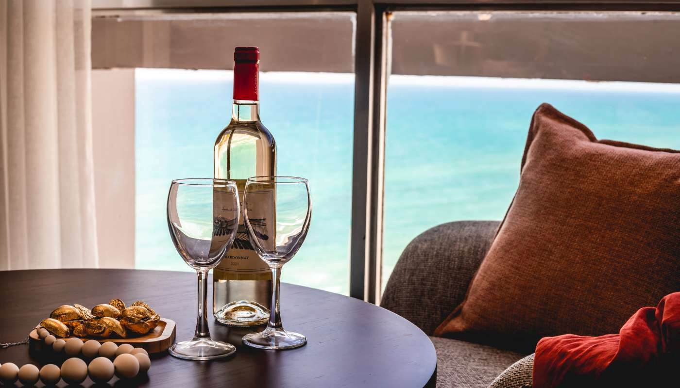 | מלון העונות